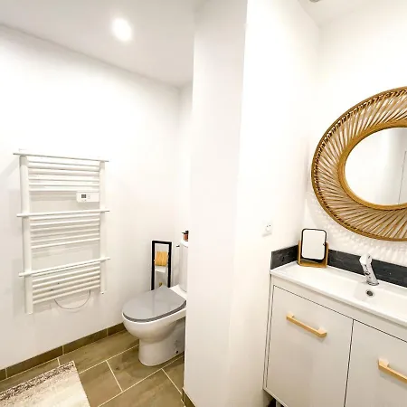 Le Numero 12 Netflix Wifi דירה שרבורג